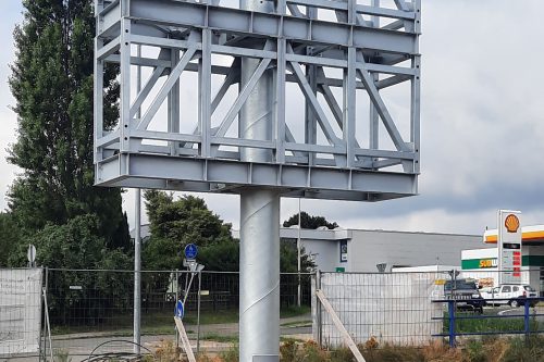 Werbepylon Toom Alsdorf